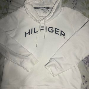 White Tommy Hilfiger sweater